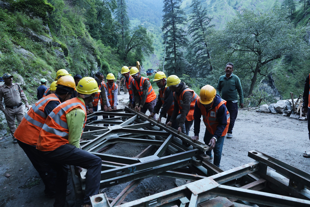 土木工程实习：JH河道修建项目紧急安全事故处理