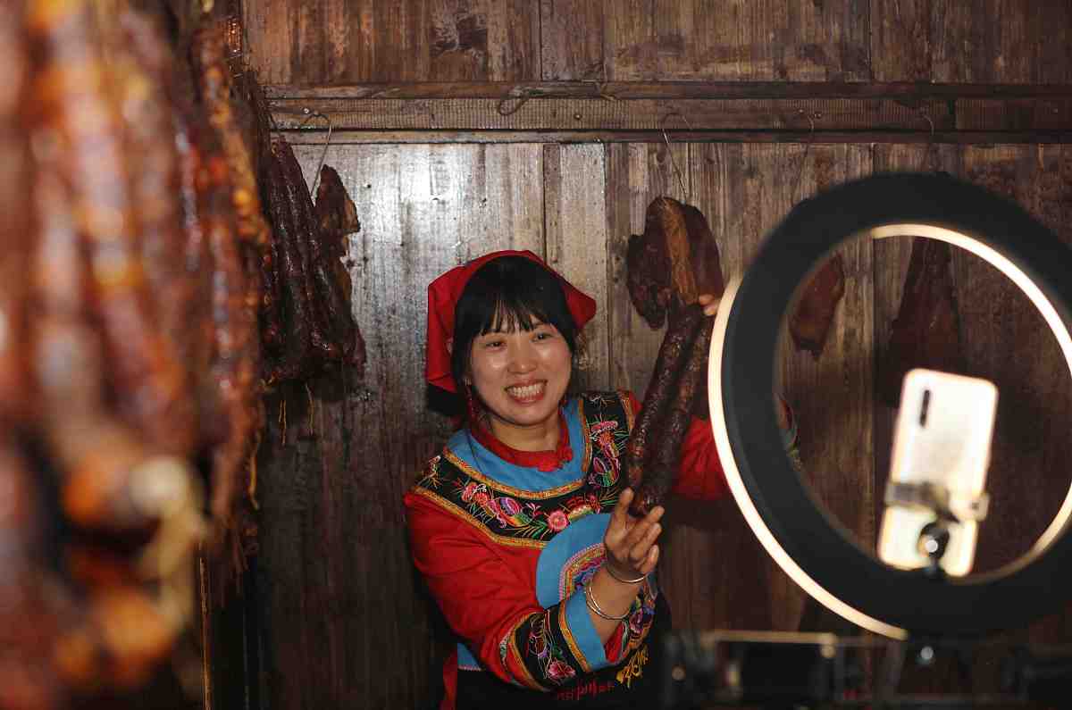 宁夏职校电商专业培养目标：培养高素质电商人才，助力电商行业发展