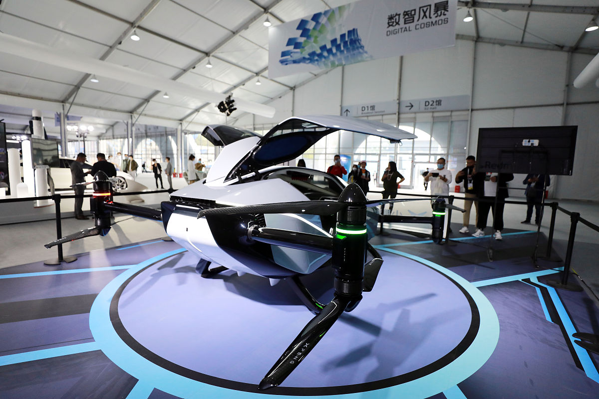 初中毕业生能读航空学校吗？不是艺体生也能圆梦！