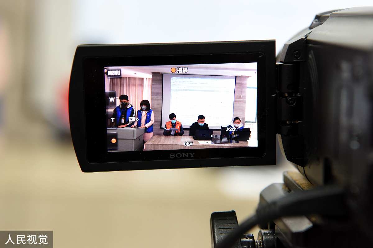 def start_canny_videoself #启动视频播放即开始实时处理和显示视频 # 启动视频播放定时器 if selftimer is None selftimer = threadingTimer003 selfcanny_video #创建一个定时器对象每隔 003 秒就调用一次 selfcanny_video 函数实现