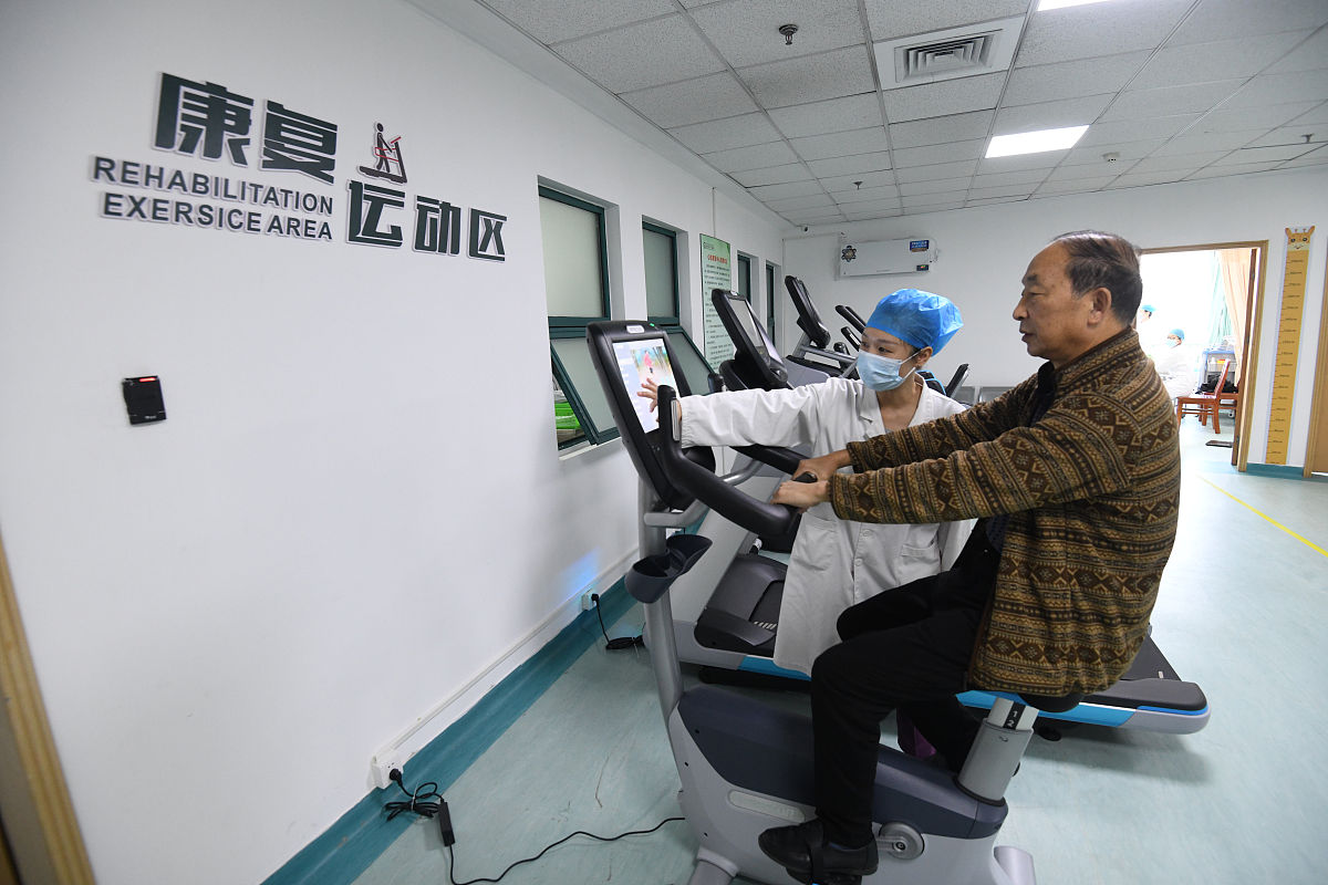 工会购买一台血压计的费用请示