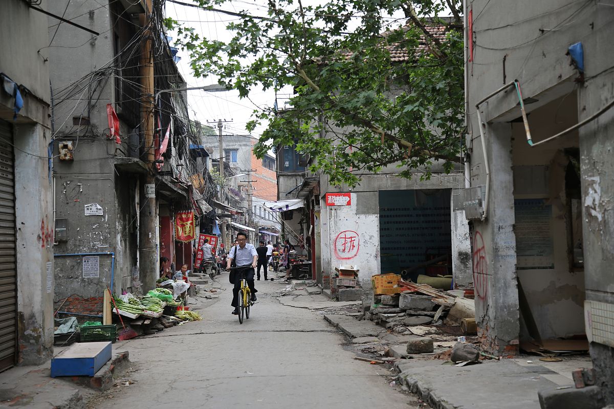 成都外语职业中专学校地址及交通路线 - 如何前往学校