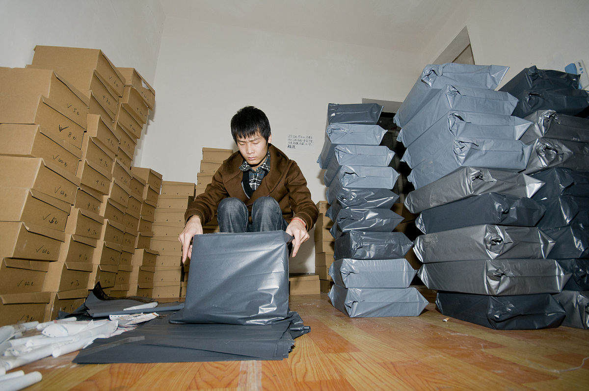 有一台自己组装的台式电脑和一个电脑椅子。怎么从北京把这些带回随州