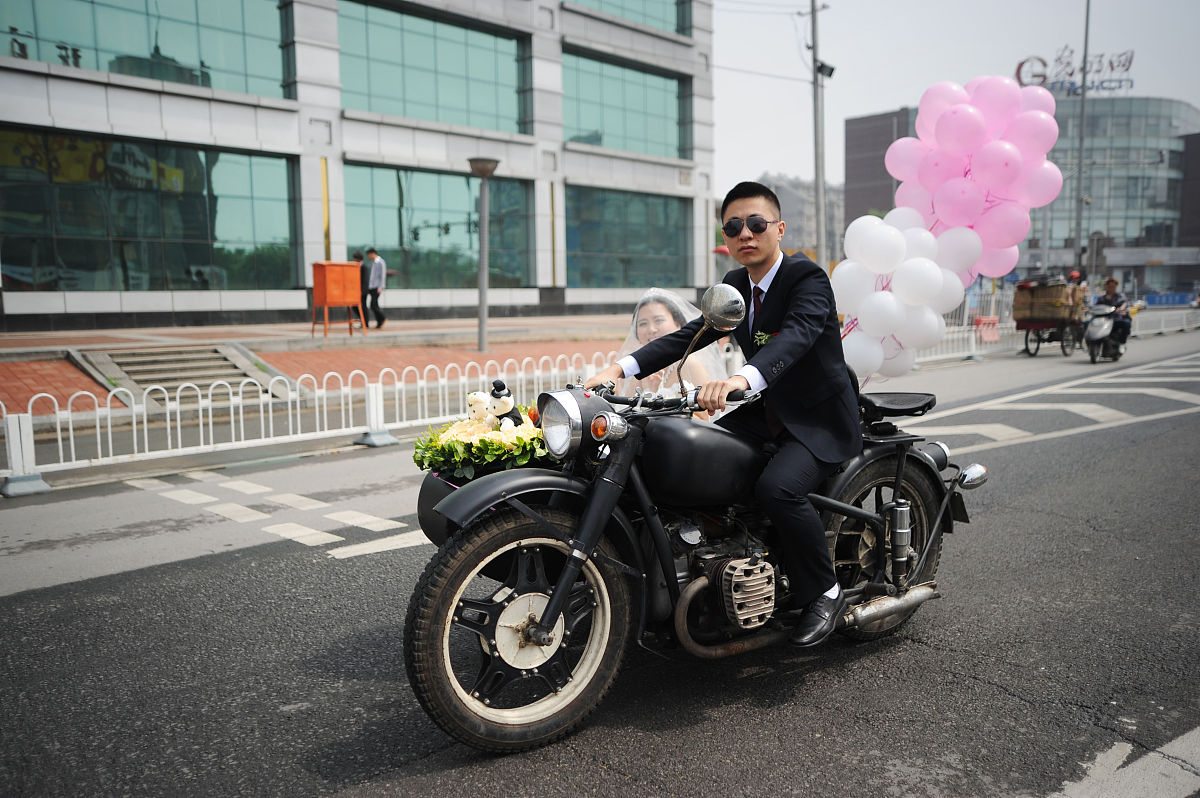 扮演一名文化领域博主写篇1000字农村俗语老话讲的宁嫁老头不嫁小猴说的是啥意思呢？有道理吗？的文章