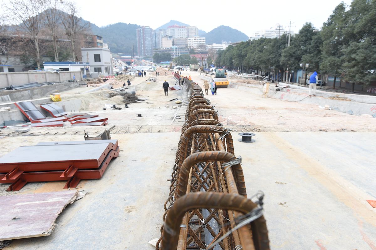 贵州省建设学校道路与桥梁工程施工专业