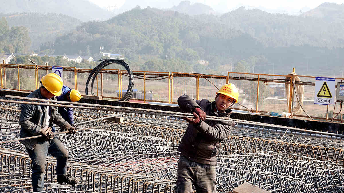 高铁特大桥项目见习生一年工作总结1000字