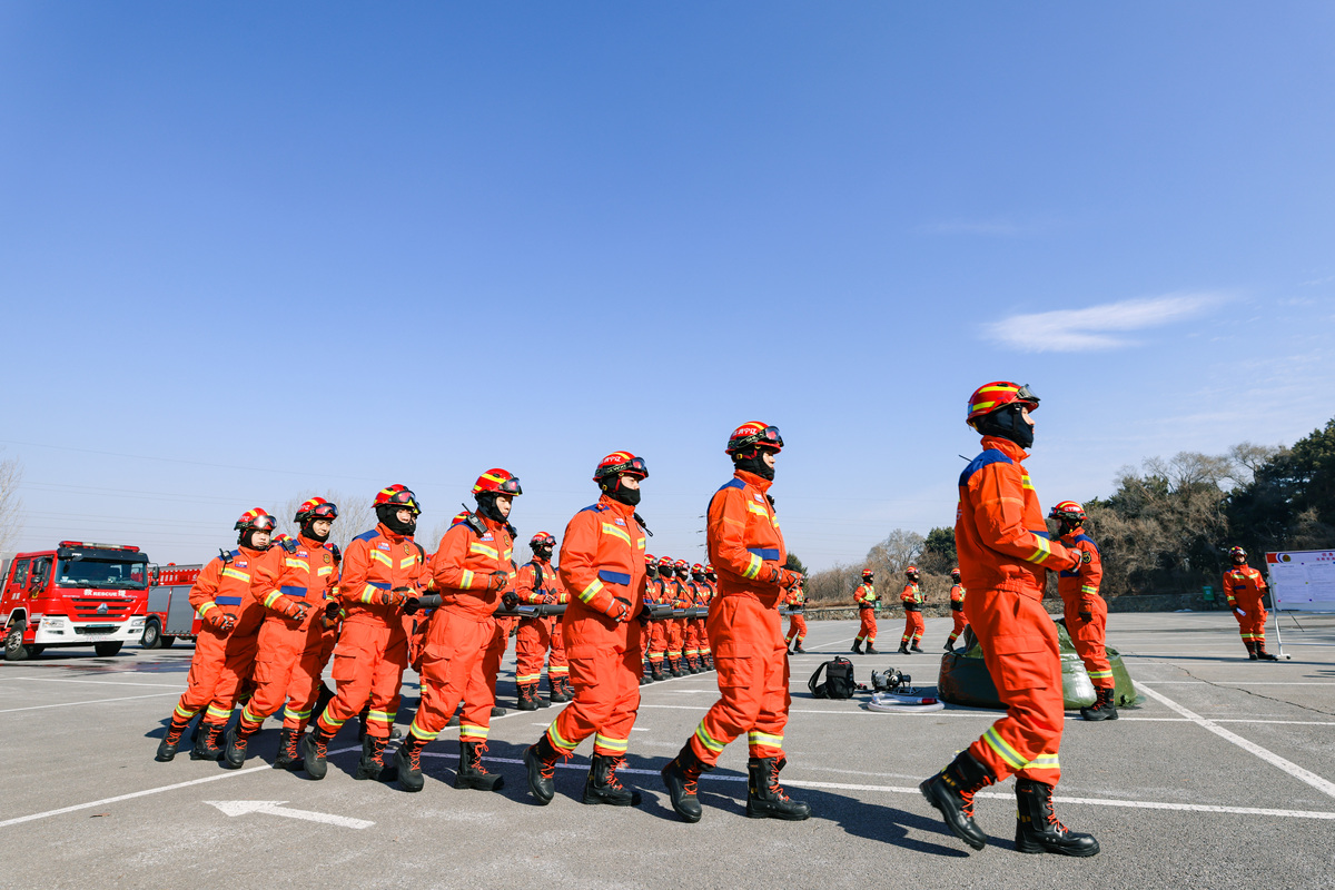消防员六年：最困难时刻和最自豪瞬间