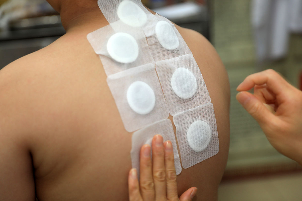 肚脐贴导致体重增加？揭秘真相及潜在影响