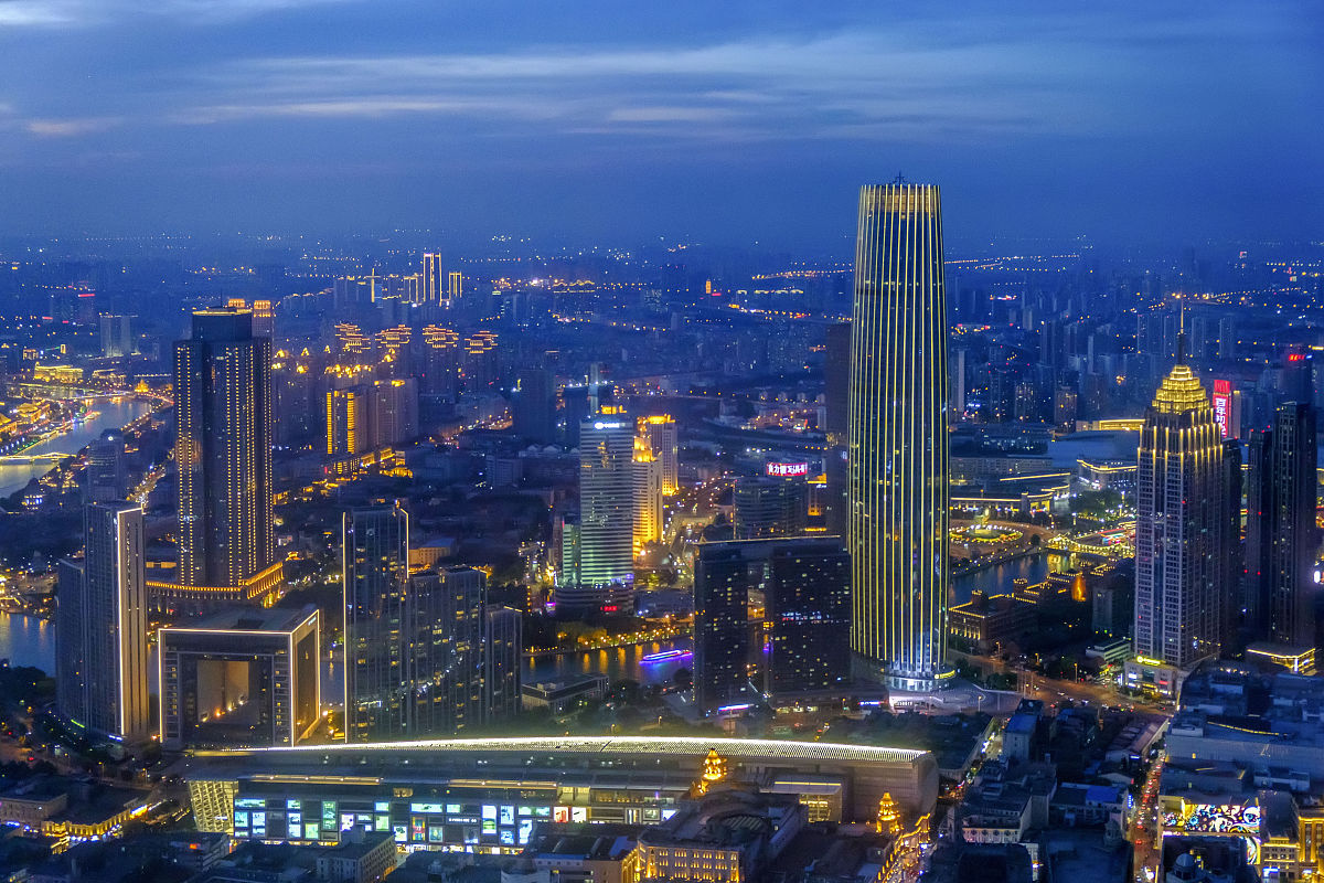 2021年5月30日,天津,航拍城市夜景.