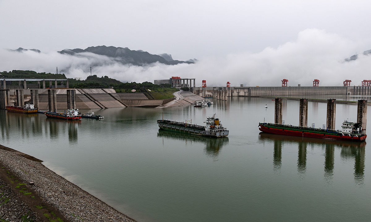 重庆航运旅游学校官网地址 - 培养船舶旅游人才的摇篮