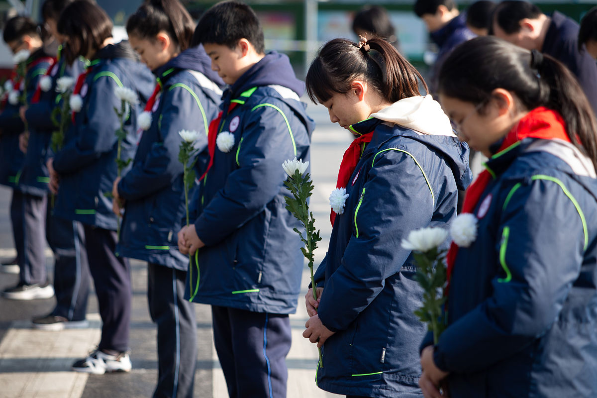 金昌铁路学校男生适合的专业：机械、电气、计算机、土木等