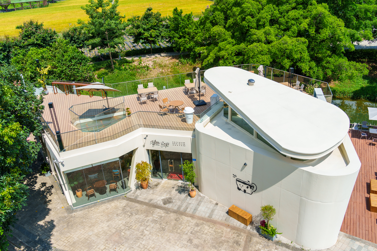 集装箱网红咖啡店：美食、美景、拍照打卡圣地