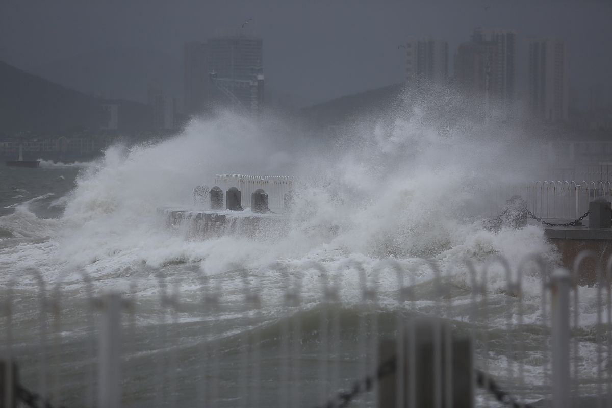 风灾的形成、分类、危害及避险指南