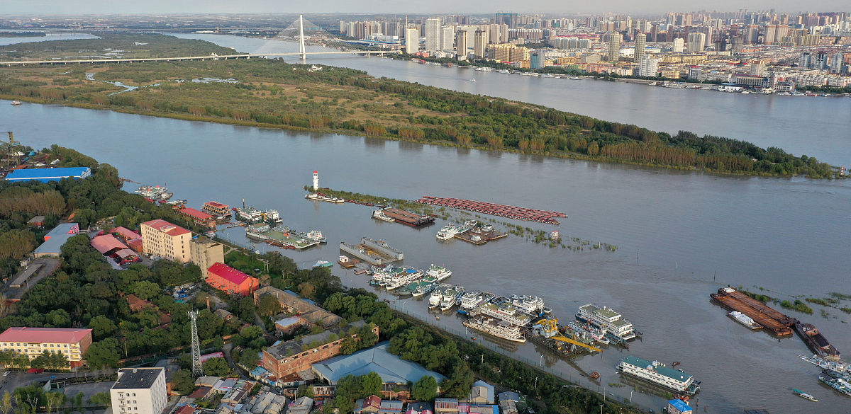 烟台船舶工业学校招生条件：需要考试成绩吗？