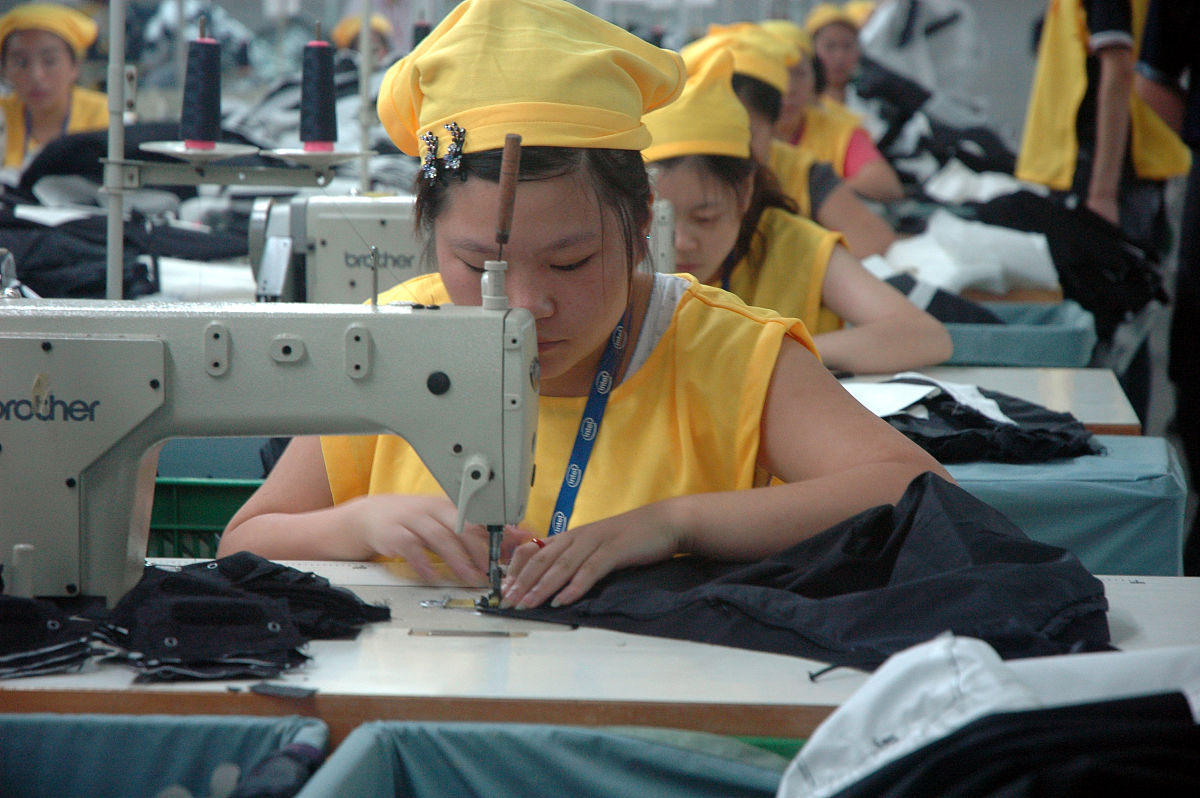 2020年重庆旅游管理学校工商管理大专招生