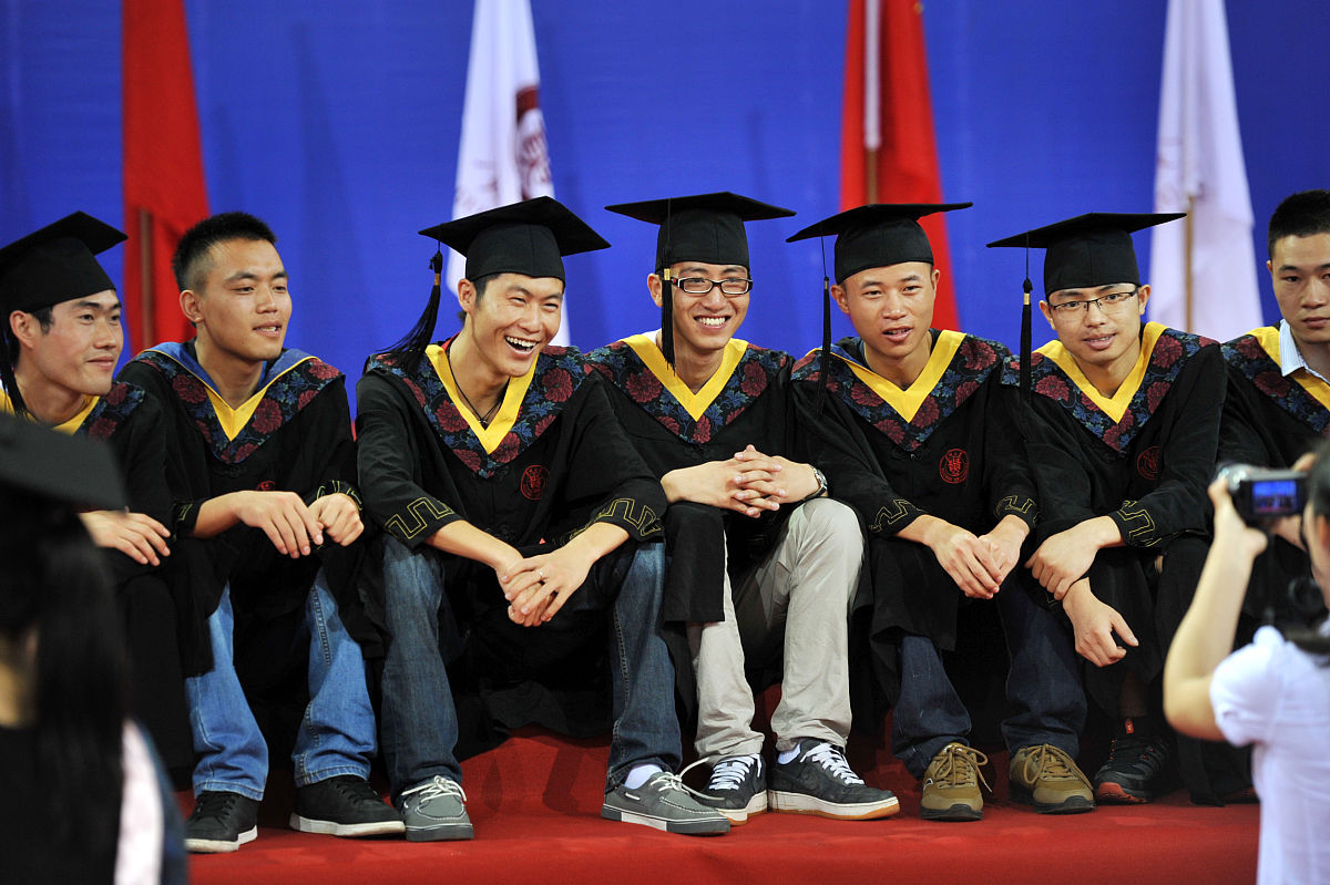 贵州女生学汽车整形专业好吗？就业前景分析