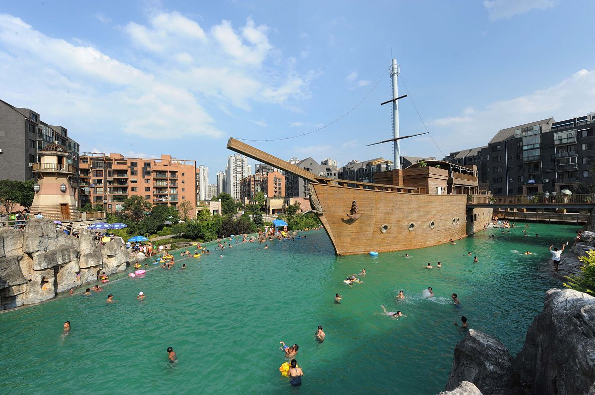 贵阳高中 vs 中专：哪个更适合你？