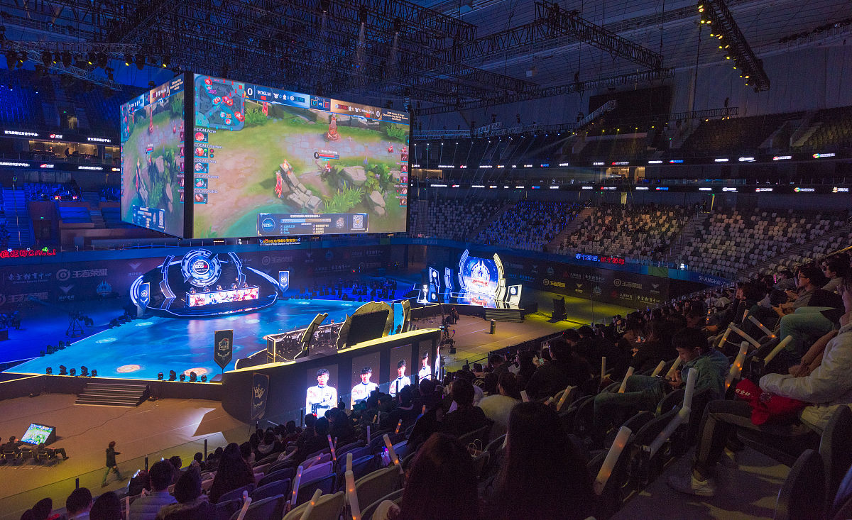 成都AG超玩会一诺伽罗四杀！战胜上海EDG.M