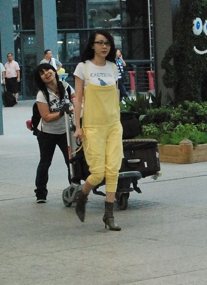 2010年9月20日讯,上海,近日,台湾美女萧蔷现身虹桥机场.+++_+++萧蔷,
