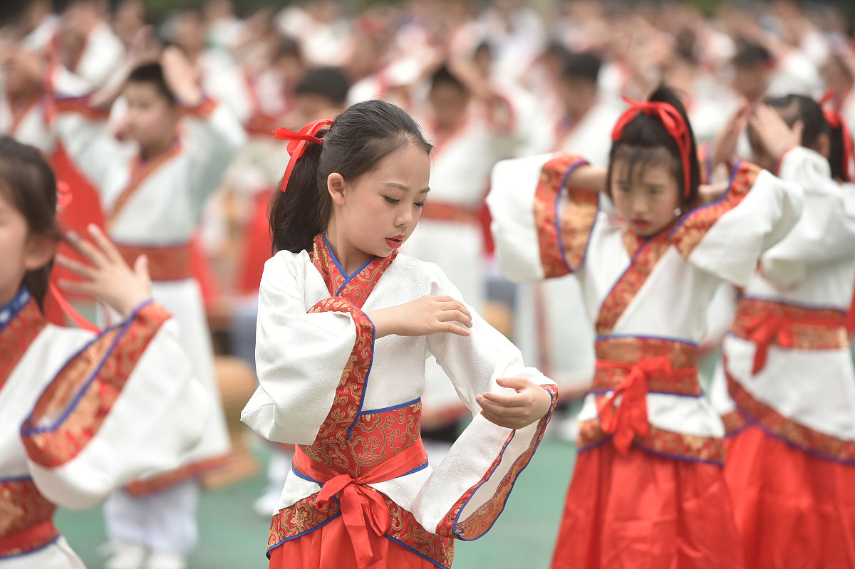 感恩学校的PPT演讲内容