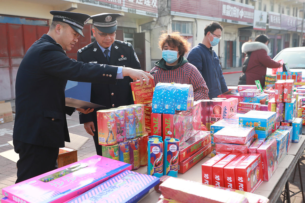 烟花爆竹零售店距离高压线多远？安检总局规定