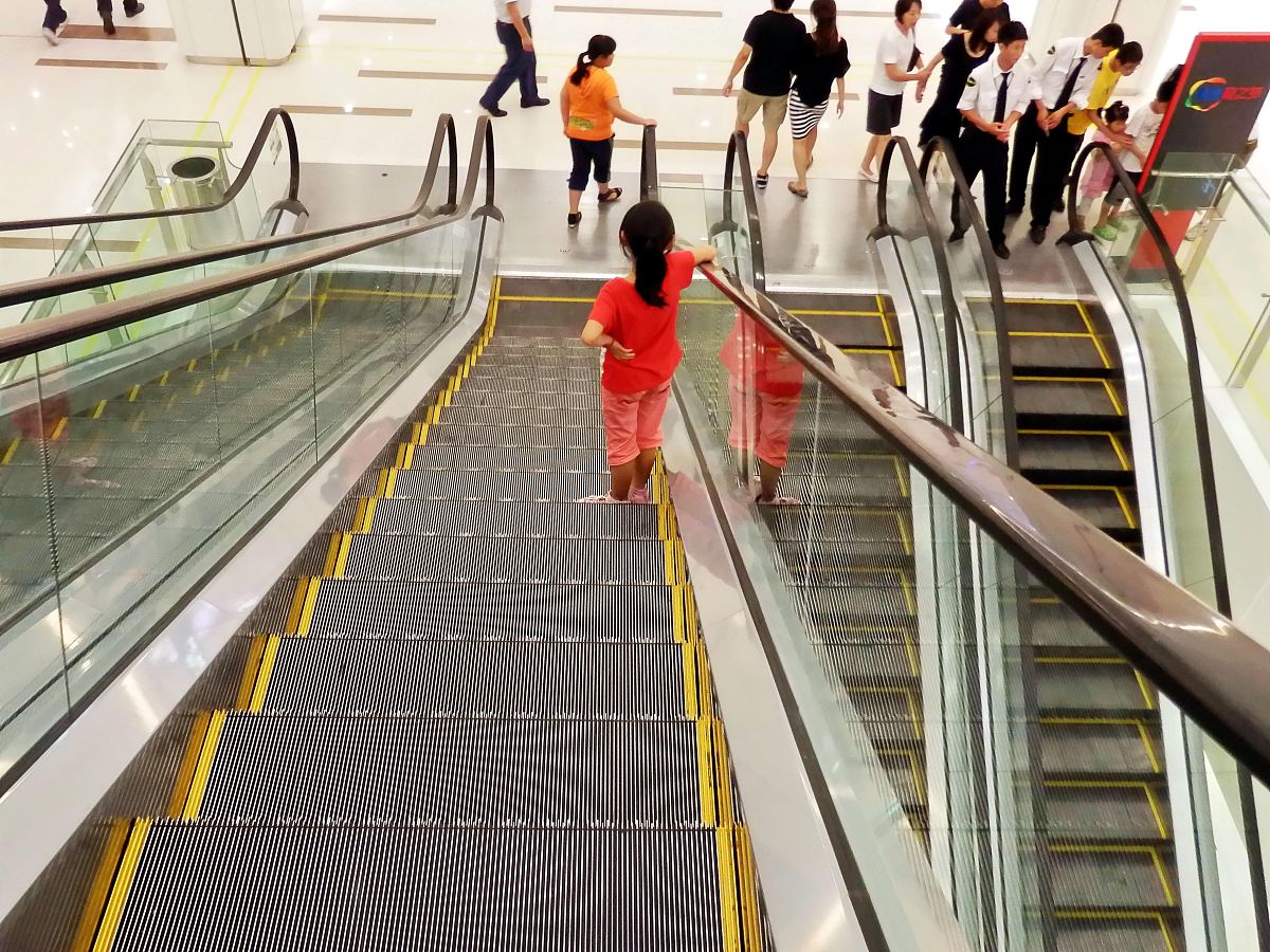 电梯价格：住宅电梯10万起，商用电梯50万起！