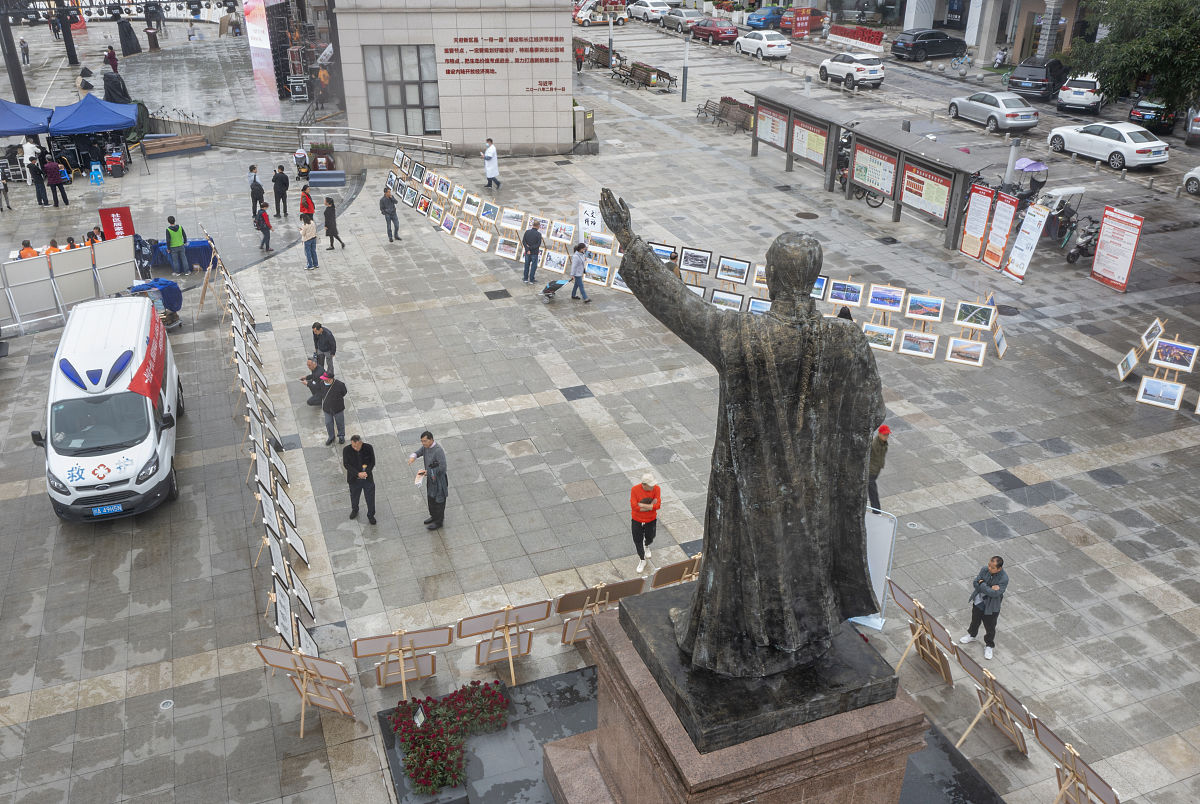 感谢老师他注重培养我健康的体魄和平和的心态让我对生活的