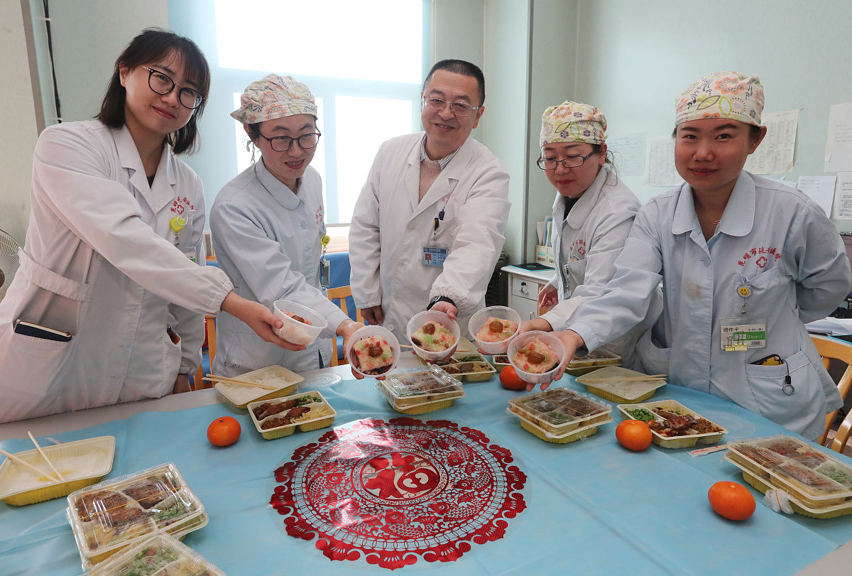 朗读比赛主持串词：生动有趣，富有内涵