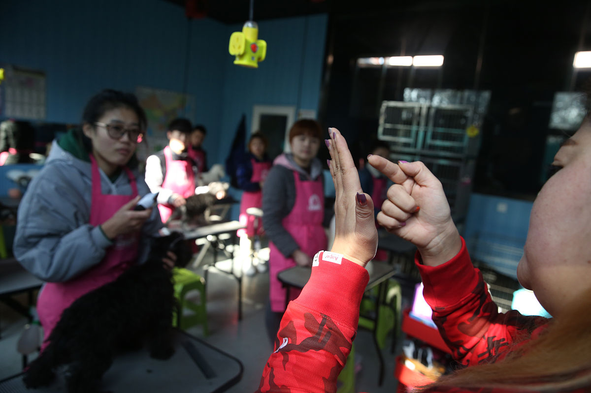 太原聋人学校化妆专业怎么样