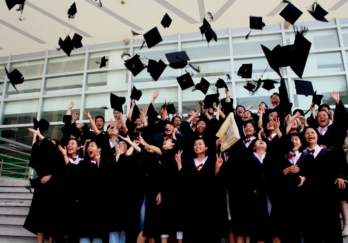 告别大学：四年匆匆而过，感恩与期待并存