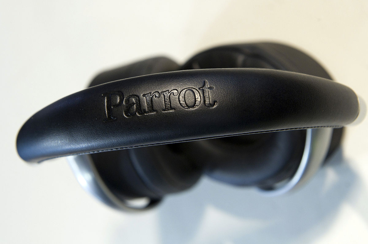 写《锅炉水位自动控制系统的设计与实现》的段落锅炉水位控制系统控制流程设计：