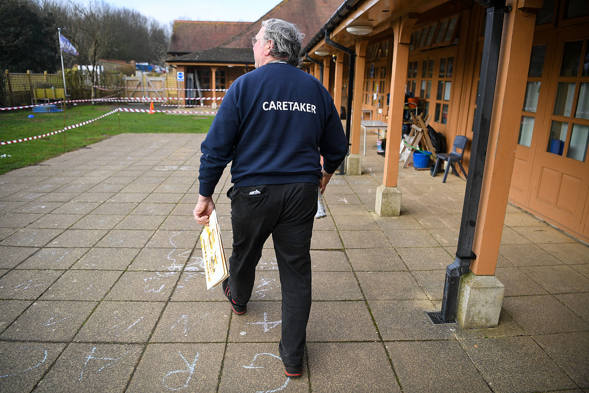 小学入学照片尺寸：一寸照片详解及拍摄注意事项
