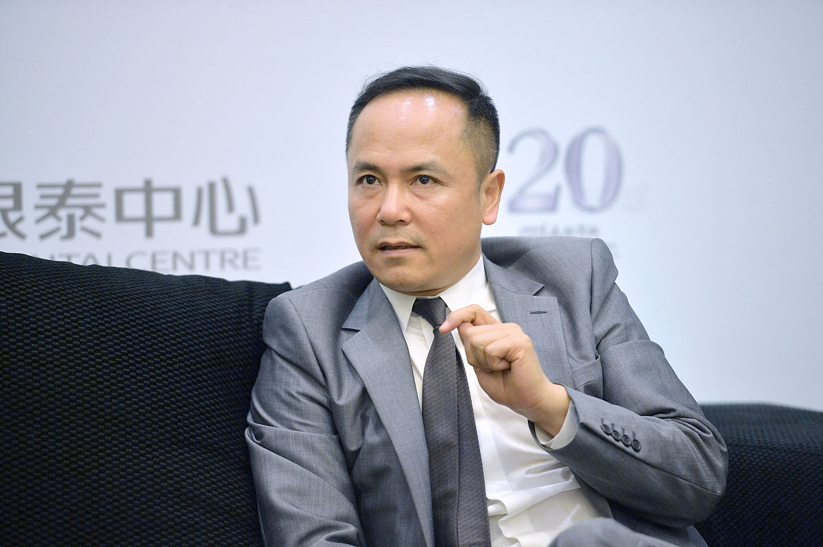 2015年4月28日,四川成都,银泰集团董事长沈国军出席银泰中心·成都商