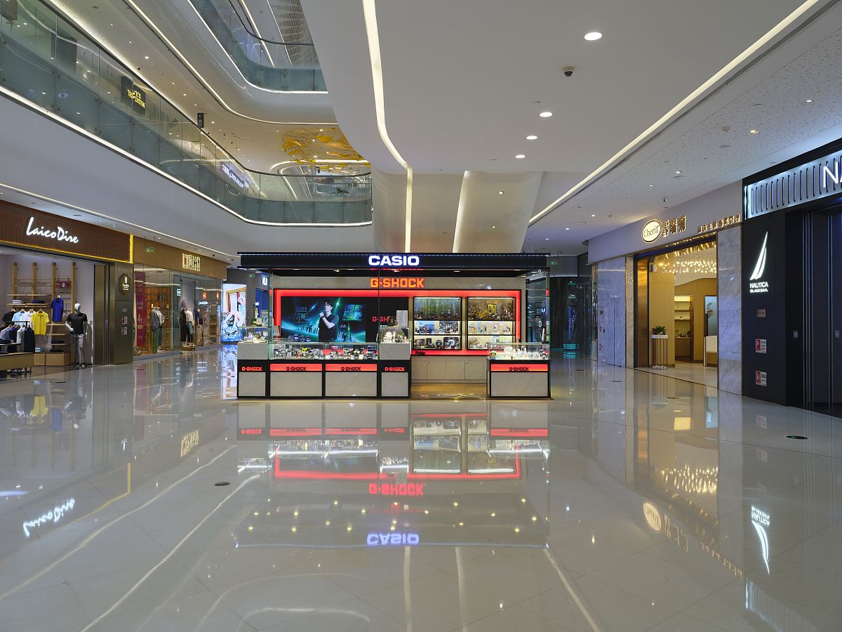 2021年8月29日,武汉,万达广场汉街店一楼的casio展台.
