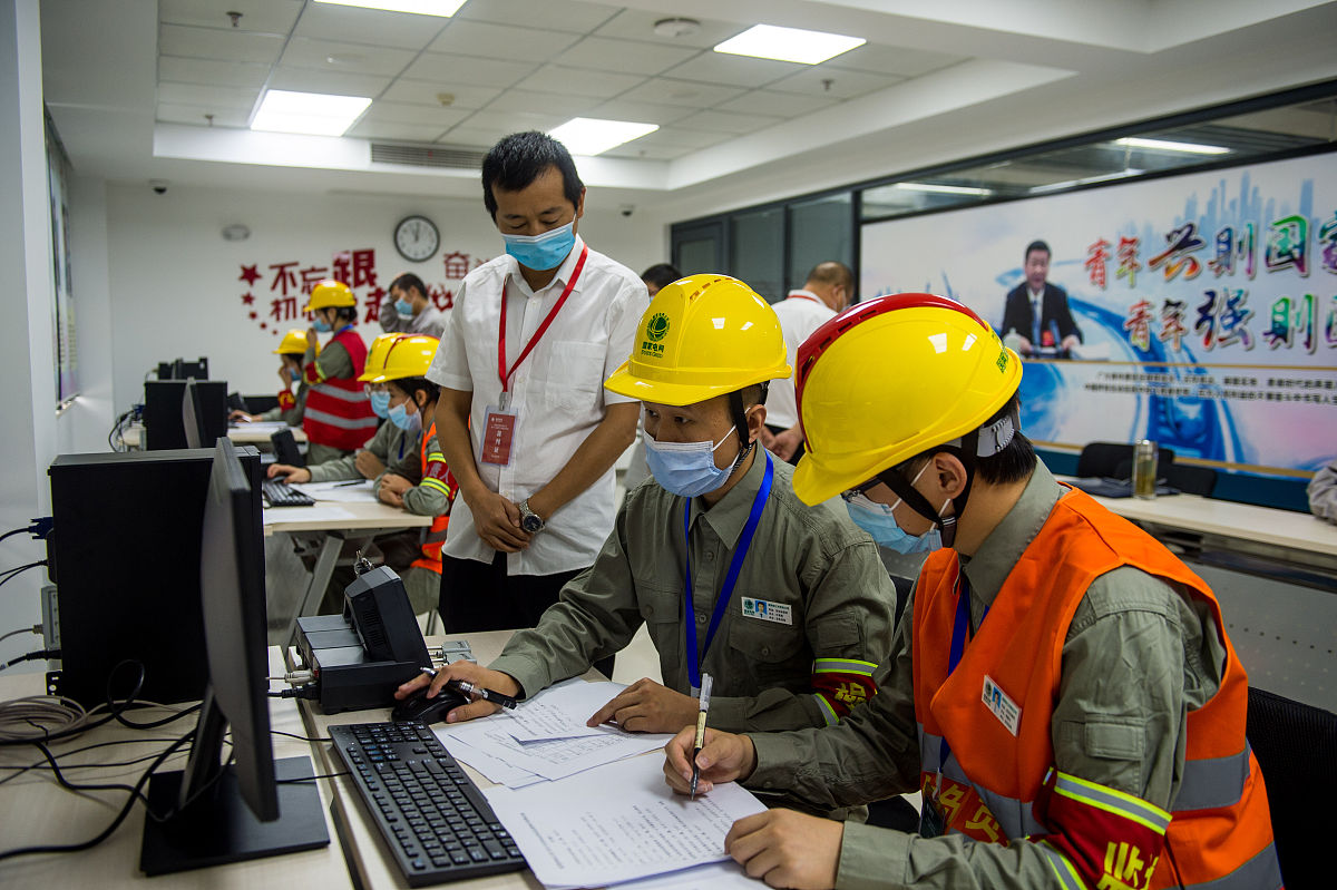 云阳职业教育中心电气设备运行与控制专业：课程设置与主要内容