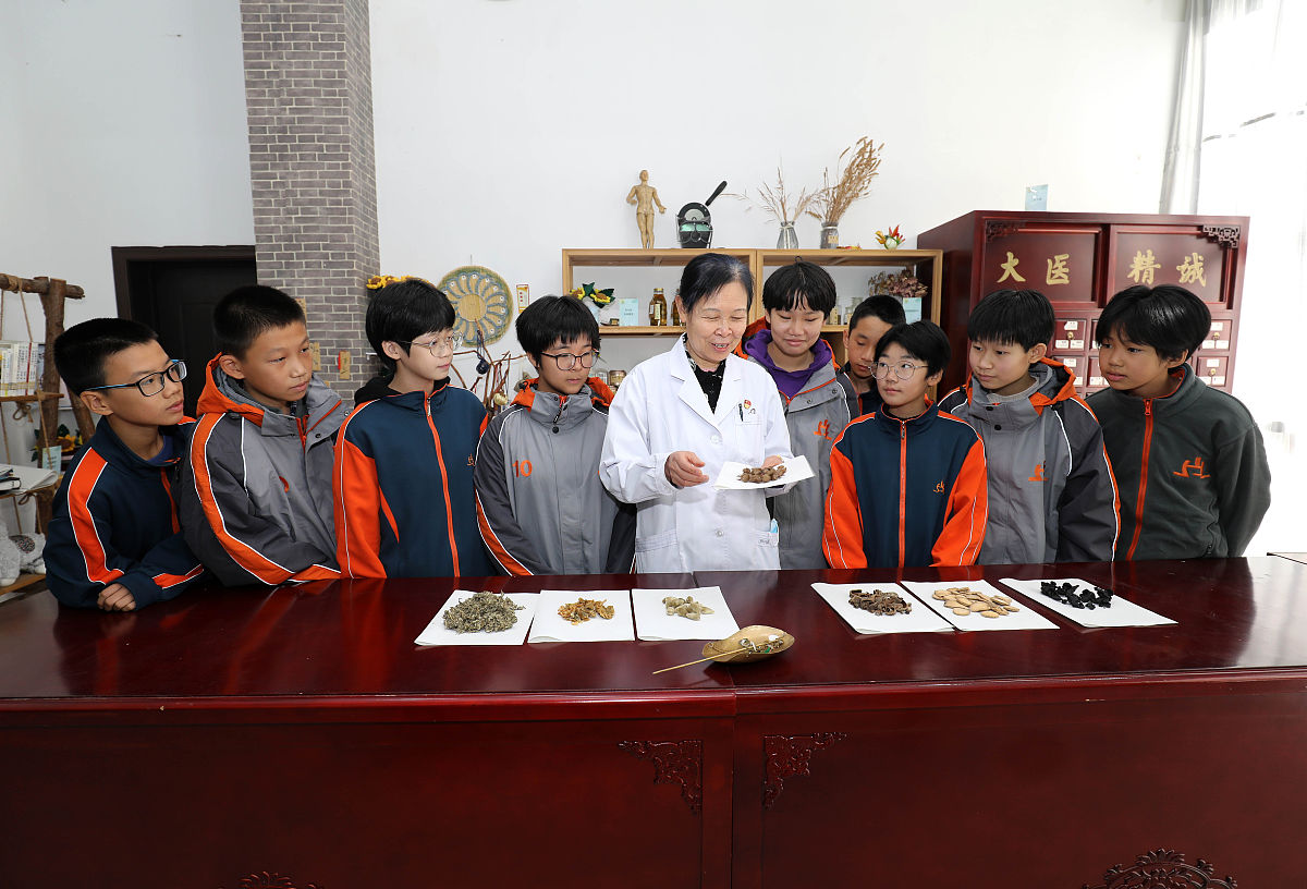 学中医康复保健为什么选择华北制药技工学校? 学中医康复保健为什么选择华北制药技工学校?