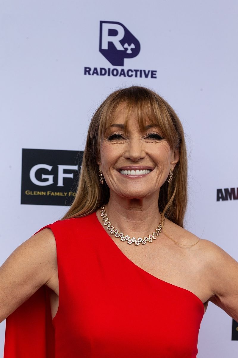 当地时间2022年2月22日,澳大利亚悉尼,邦女郎简·西摩尔(jane seymour