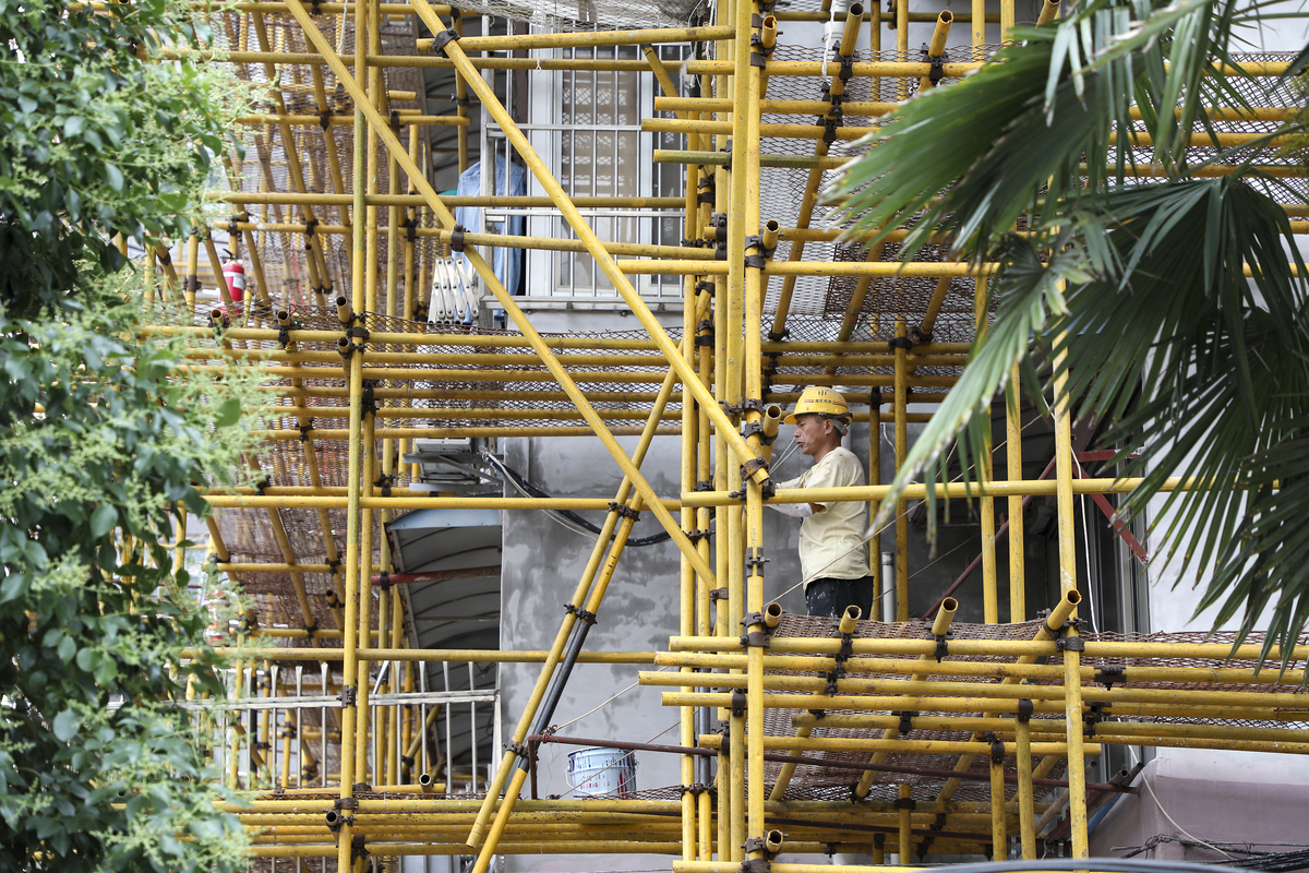 如何用另一种方式表达这段关于提升架安全的描述？