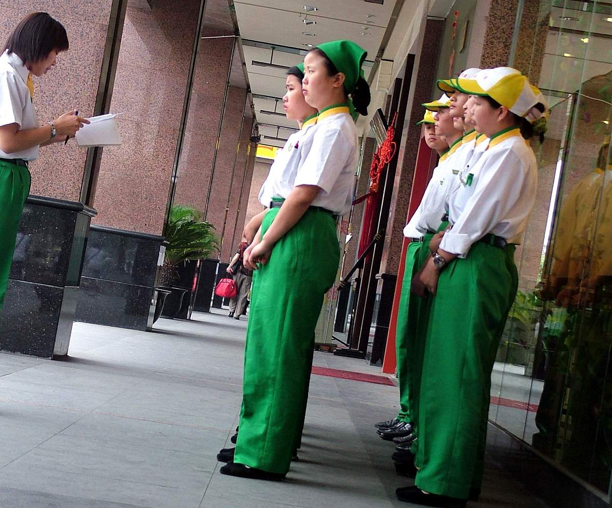 赤水市职业高级中学专业设置：涵盖机电、汽车、计算机、旅游等多个领域