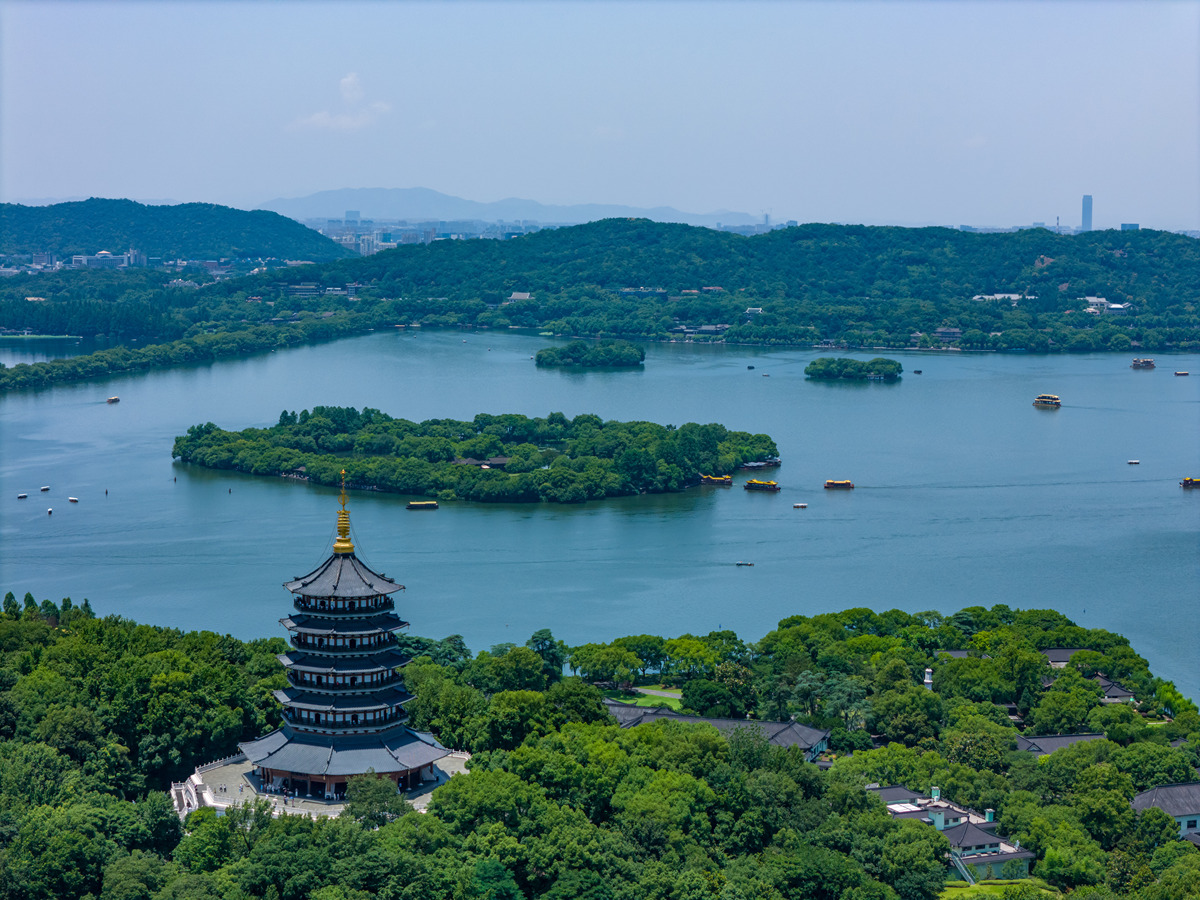 白龟湖 - 西湖十景之一，杭州必游景点