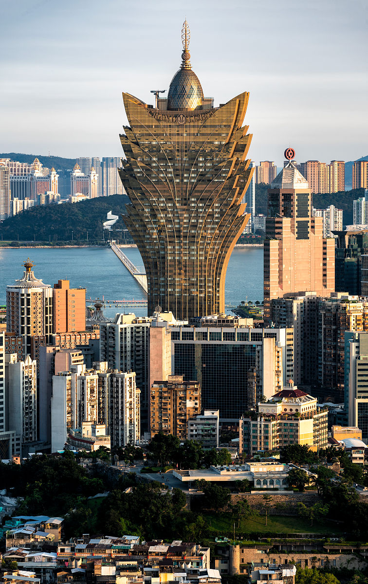 澳门建筑文化遗产生态环境节能与保护研究：城市更新背景下的可持续发展策略