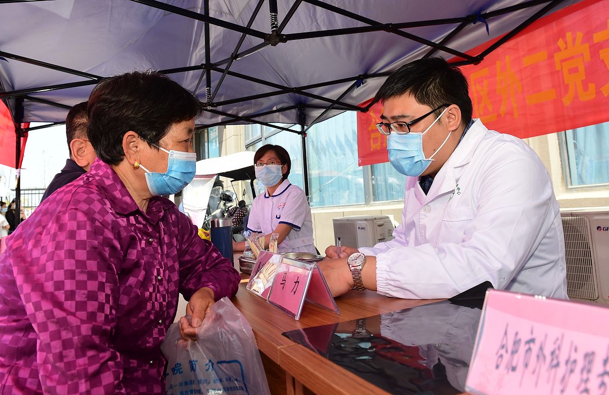 科室义诊工作总结：服务居民，健康相伴