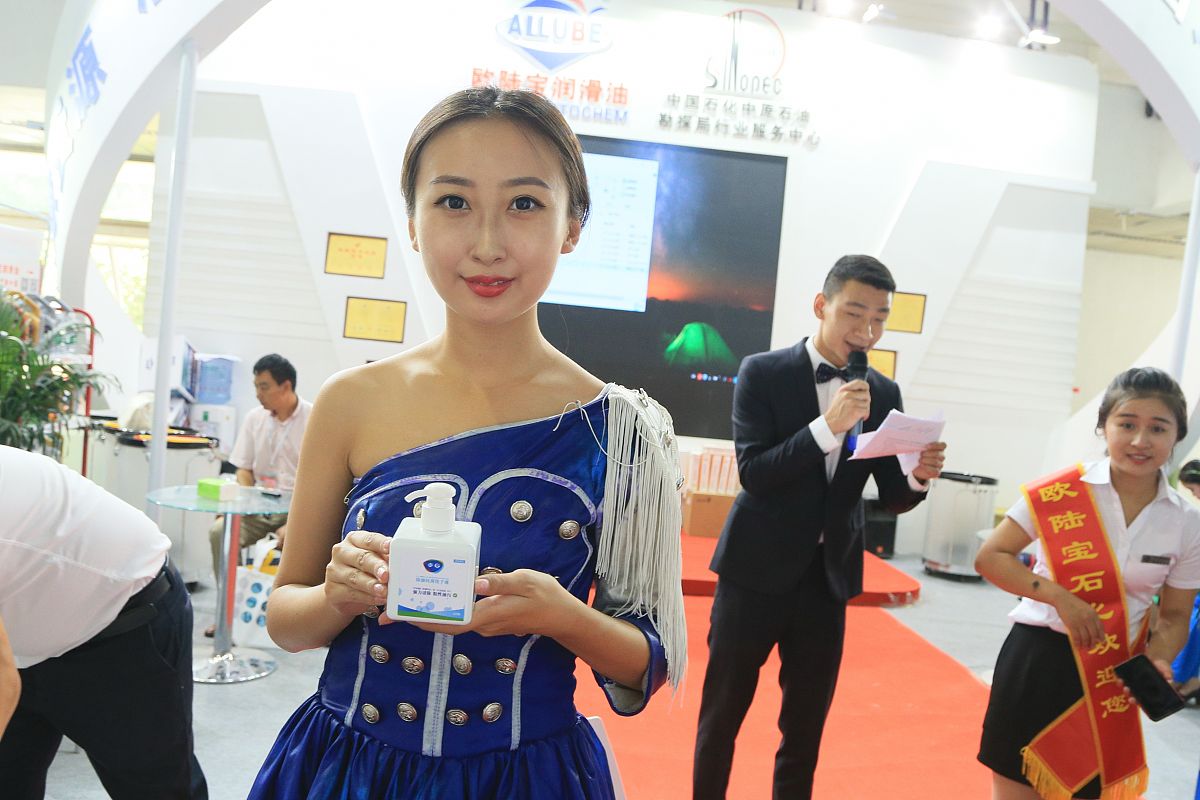 宁夏中专学校播音与主持专业主要学习哪些课程