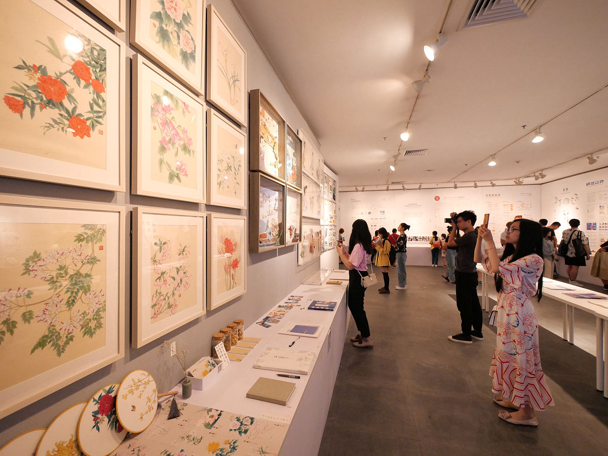 请结合中国文化谈谈对于学校美育工作的重要性的认识