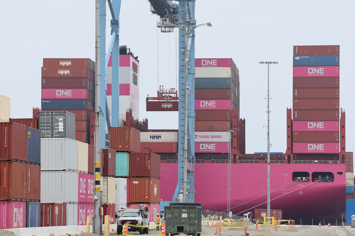 Container Arrival and Delivery at Tianjin Port: September 2023