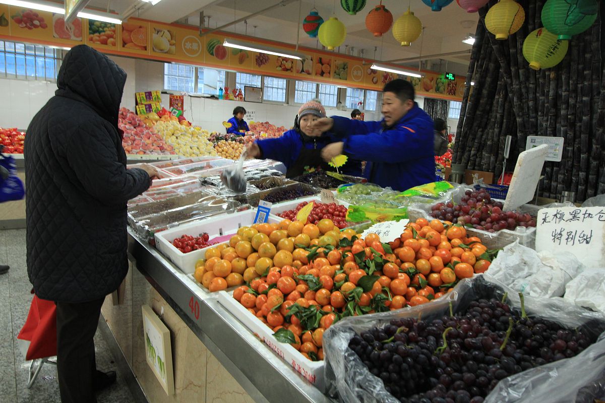 水果店社会实践心得：多元经营、激烈竞争与管理技巧