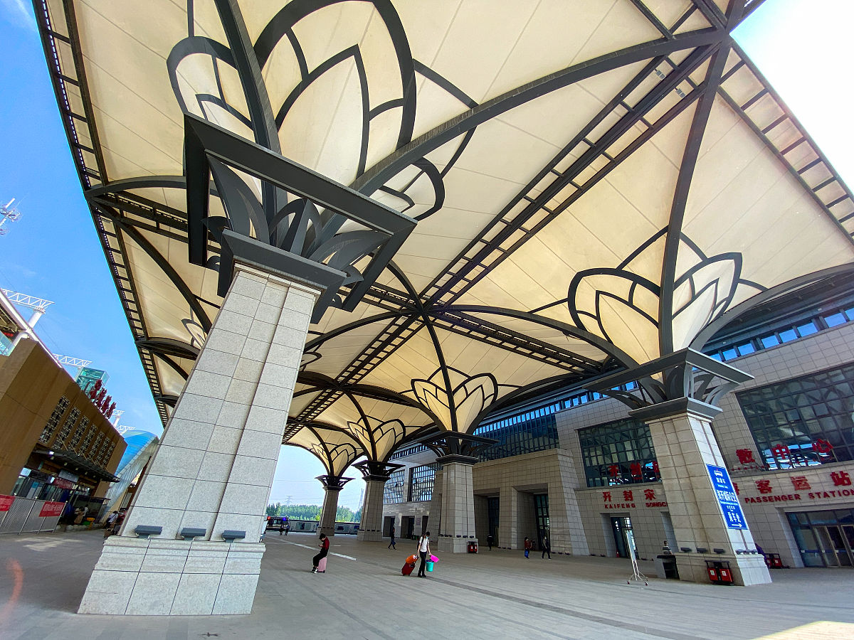 江苏2023年铁路学校开设哪些课程？-专业课程与综合素质培养