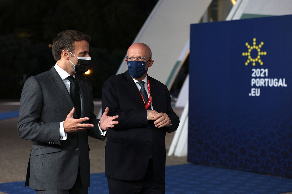 重庆市新渝技工学校护理专业好就业吗升学院校都有哪些