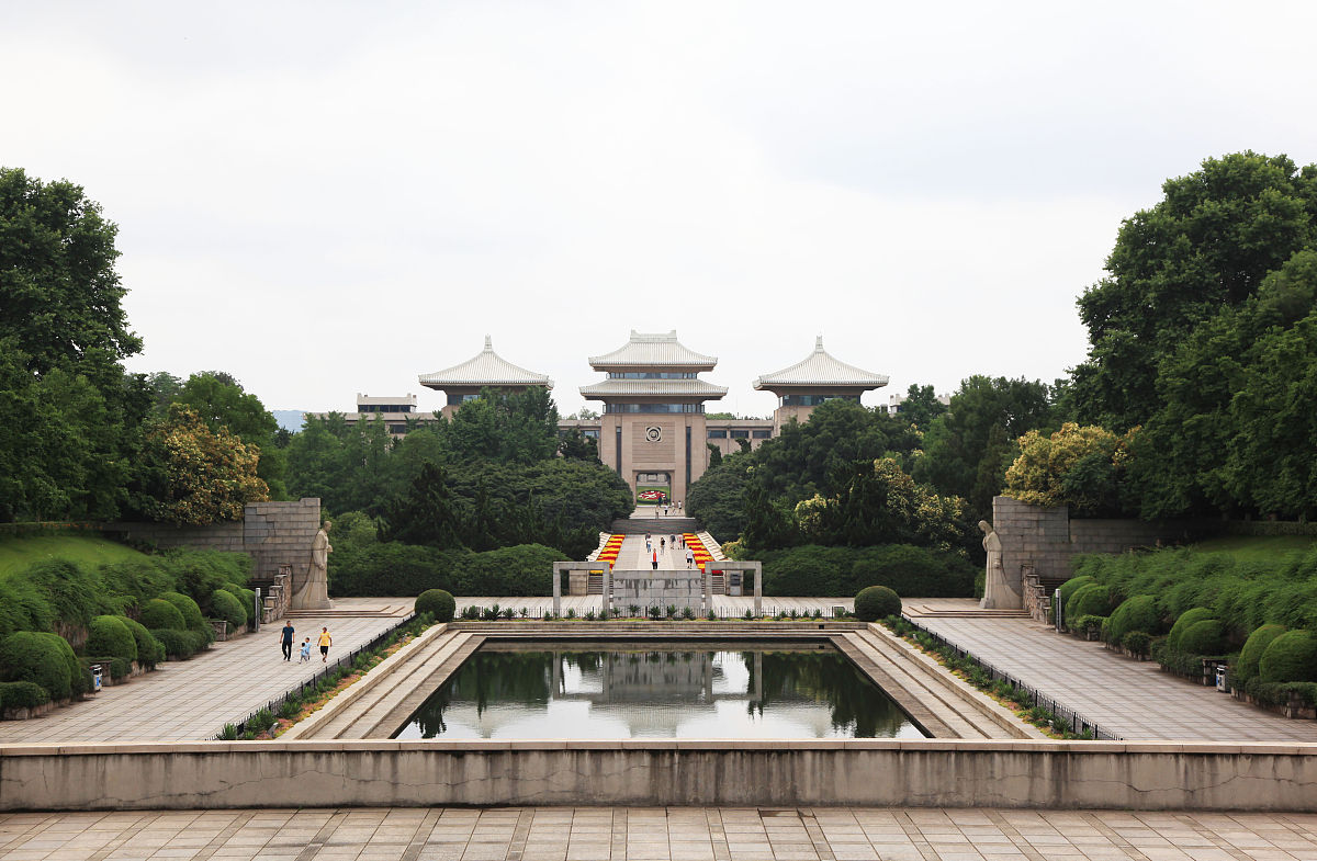 武汉旅游学校2023年招生简章：培养旅游人才的摇篮