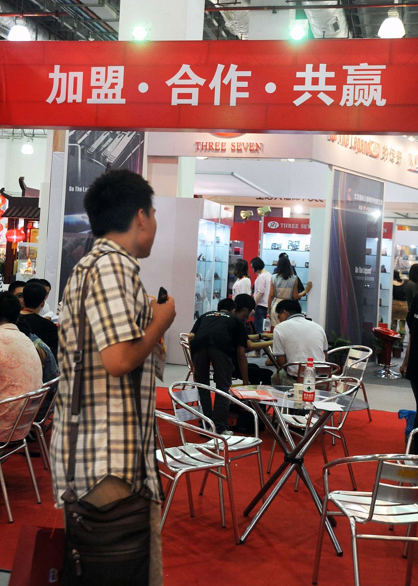 上海礼品定制：打造独一无二的个性化礼品